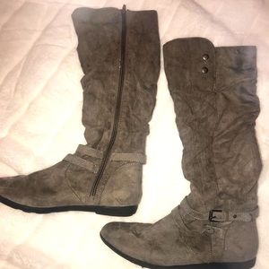 Gray High Boots Size 9